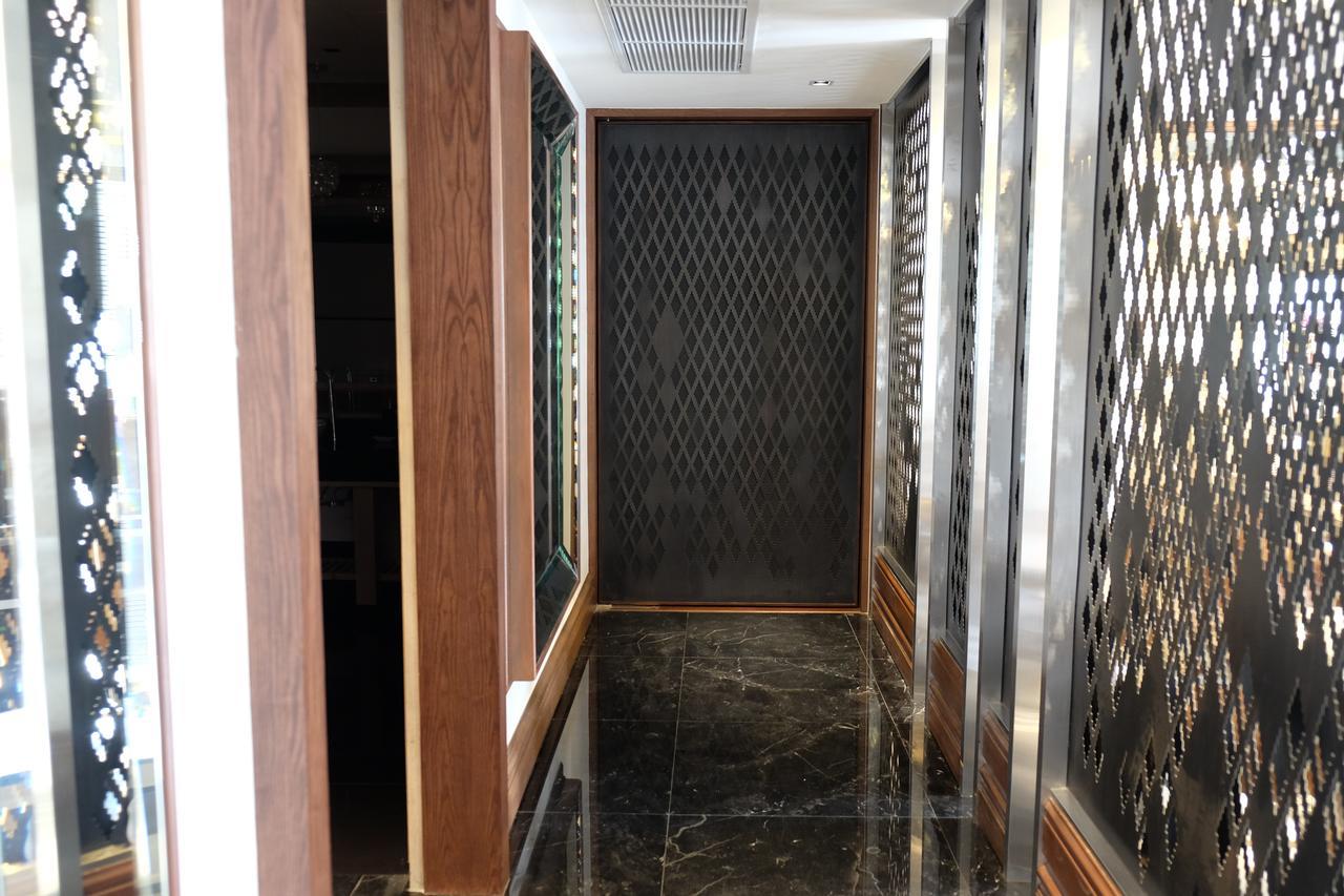 Methavalai Residence Hotel Bangkok Exterior foto